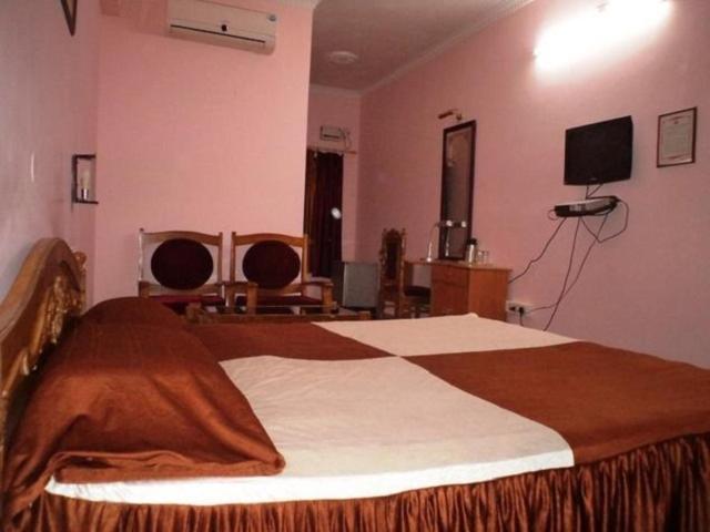 Hotel Sambit Palace Bhubaneswar Ngoại thất bức ảnh